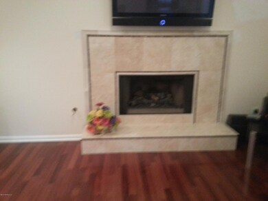 GAS FIREPLACE