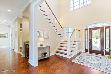 2 story foyer