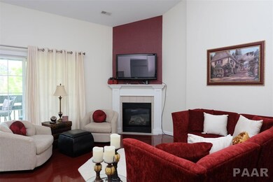 4525 N Tallgrass Ln, Peoria, IL 61615 - photo 2