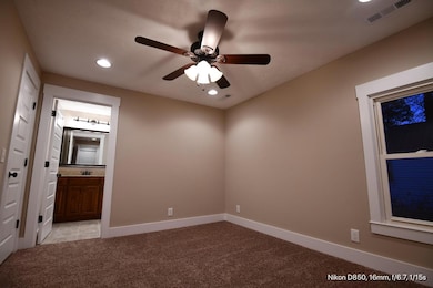 913 Adams Dr, Shelbyville, TN 37160 - photo 7