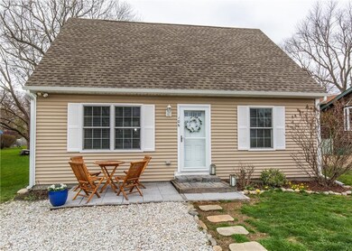 106 Islington Ave, Portsmouth, RI 02871 - photo 2