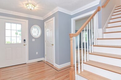 90 Pine Hill Cir, Waltham, MA 02451 - photo 3