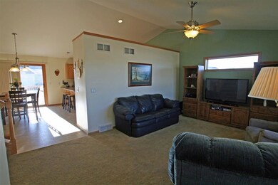 798 Edenberry Ln, Oregon, WI 53575 - photo 6