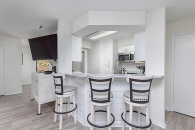 48 Forest Hills Ln-9