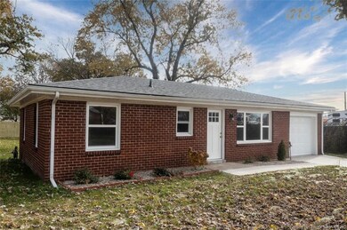 19 Lelia Ave, Jeffersonville, IN 47130 - photo 2