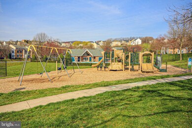 2505 Coach House Way unit 3D, Frederick, MD 21702 - photo 3