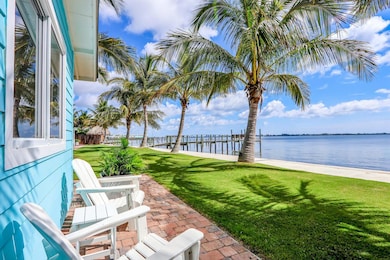 2725 NE Indian River Dr unit 2, Jensen Beach, FL 34957 - photo 3