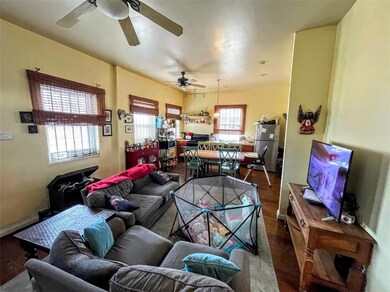 3/1 living room