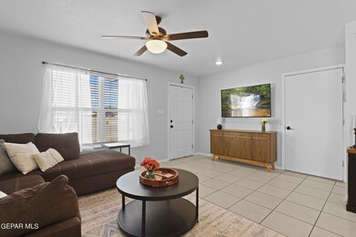 812 Andrea Kufner, Horizon City, TX 79928 - photo 7