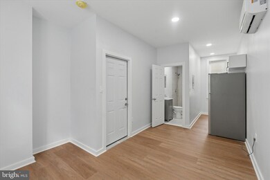 251 S 44th St unit 2, Philadelphia, PA 19104 - photo 5