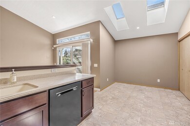 12005 9th Ave W, Everett, WA 98204 - photo 5