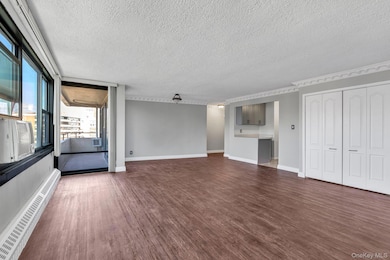 LeHavre on the Water unit 7B, Flushing, NY 11357 - photo 5