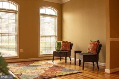 16444 Steerage Cir, Woodbridge, VA 22191 - photo 3