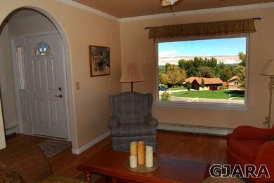 Entrance and view from living room.