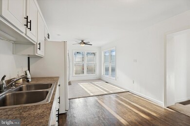 98 N Bacton Hill Rd unit A, Malvern, PA 19355 - photo 5