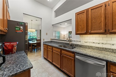 11971 Olde Dominion Dr unit 7, Cincinnati, OH 45249 - photo 5