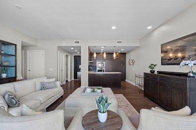 The Broadway unit 1505, San Antonio, TX 78209 - photo 5