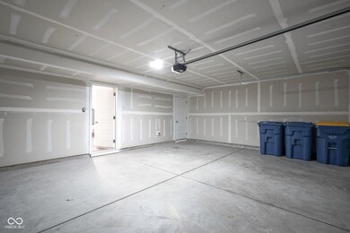 13472 Erlen Dr, Fishers, IN 46037 - photo 7