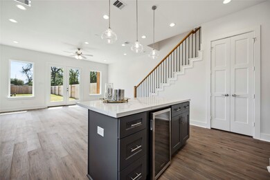 3504 Caplin St unit B, Houston, TX 77026 - photo 6