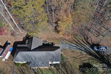 478 Foxwood Dr, Marion, NC 28752 - photo 6