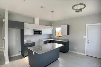 2018 Summerland Ln, Edinburg, TX 78541 - photo 4