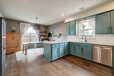 239 Cody St, Houston, TX 77009 - photo 6