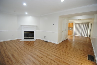 29 Georgetown Dr, Nashua, NH 03062 - photo 4