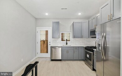 2428 Jasper St unit A, Philadelphia, PA 19125 - photo 5