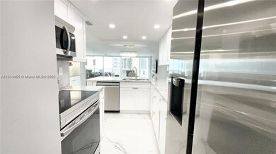 The Grand unit A-1950, Miami, FL 33132 - photo 7