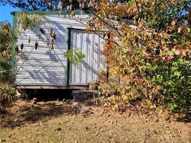 666 Edgehill Rd, Fayetteville, NC 28314 - photo 3