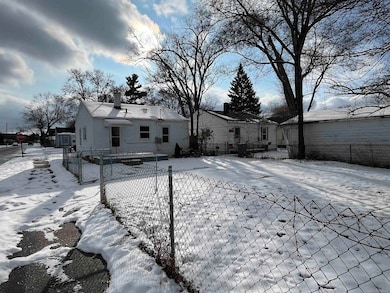 11123 Hudson Ave, Warren, MI 48089 - photo 3