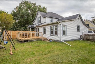 Deck View of 311 w 5th