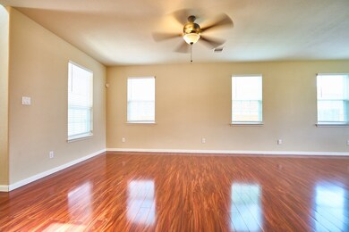 12639 Redbud Villa Ln, Houston, TX 77086 - photo 4