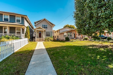 1702D 15th Ave S, Nashville, TN 37212 - photo 2