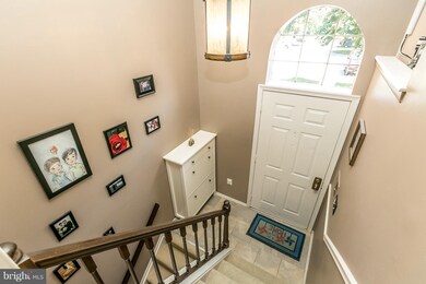 12 Valley Crossing Cir, Cockeysville, MD 21030 - photo 2