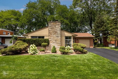 415 E Atwater Ave, Elmhurst, IL 60126 - photo 4