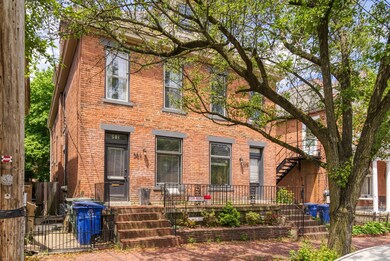 581 City Park Ave, Columbus, OH 43215 - photo 2
