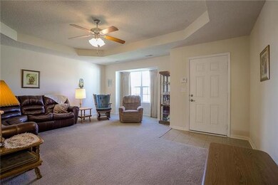 1025 Carlisle Dr, Raymore, MO 64083 - photo 5