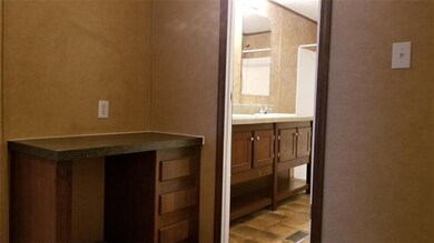 21166 Quailwood Run, Tecumseh, OK 74873 - photo 6