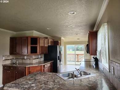 unlisted-address, Mulino, OR 97042 - photo 2