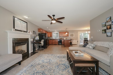 44 Rollins Rd, Epping, NH 03042 - photo 3