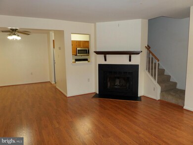 7541 Belle Grae Dr unit 12, Manassas, VA 20109 - photo 4