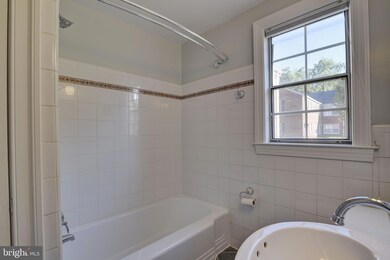 6622 Boulevard View unit A1, Alexandria, VA 22307 - photo 6