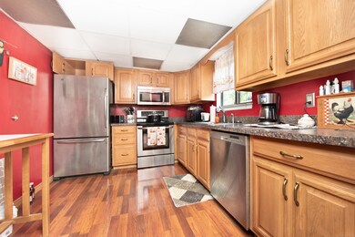 12 Riverview Dr unit 12, Bridgeport, CT 06606 - photo 5