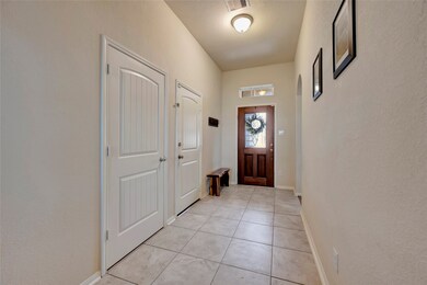 385 Lake Line Dr, Alvin, TX 77511 - photo 4