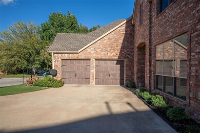 2012 Lake Fork Cir, Denton, TX 76210 - photo 4