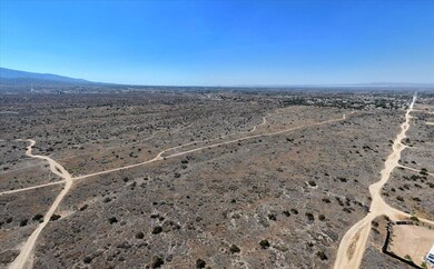 1 Wilson Ranch Rd, Phelan, CA 92371 - photo 6