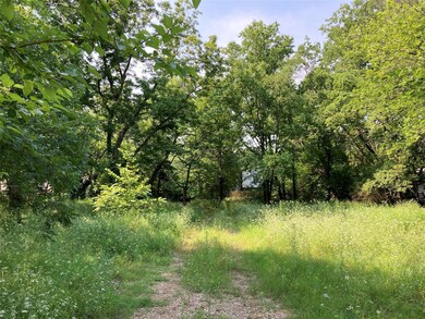 602 E 8th St, Bonham, TX 75418 - photo 2