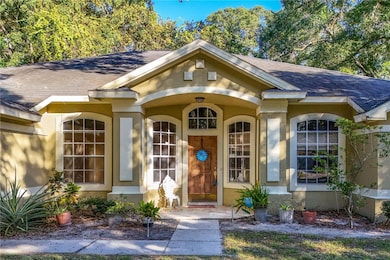 1118 Crown Isle Cir, Apopka, FL 32712 - photo 2