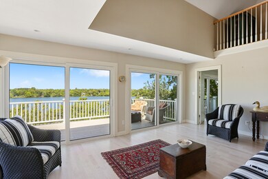 Maureens Living Room 1